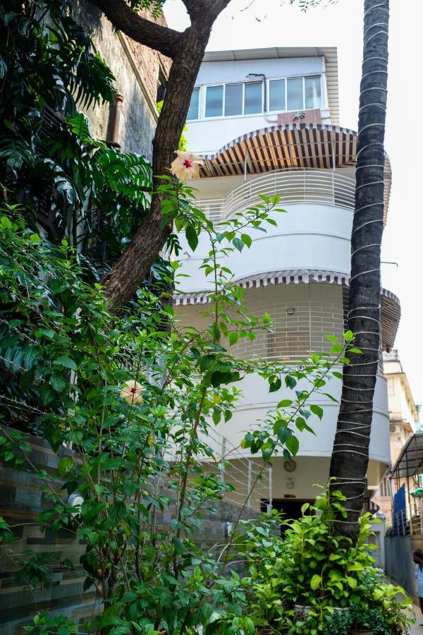 Hotel Regent Vatika Calcutta  Esterno foto